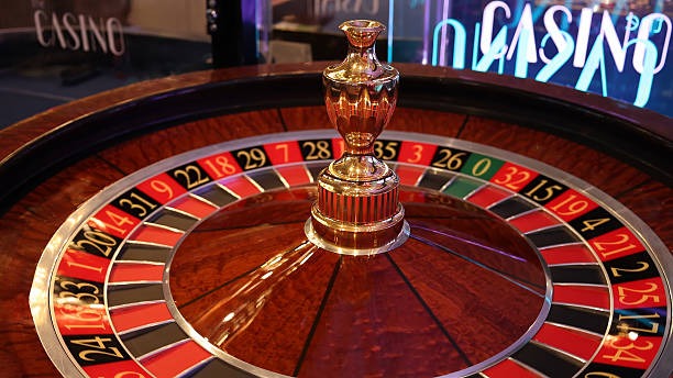 Live dealer table streaming on ayahqq login